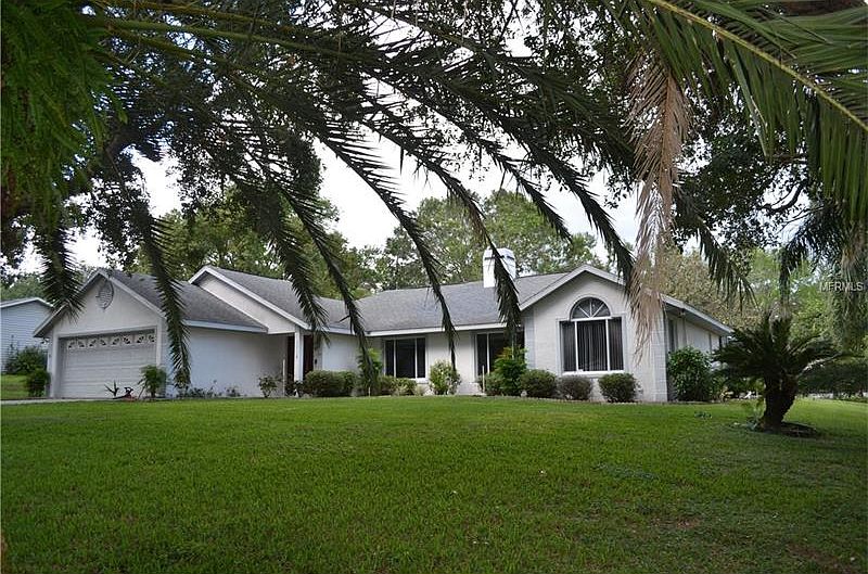 1st image of 16118 Hillside Cir