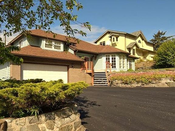 2nd image of 107 Sand Dollar Dr