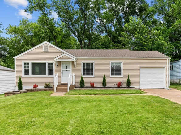 10538 Ewell Dr, Saint Louis, MO 63137