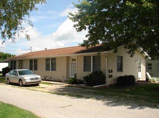 1201 E Smith St, Warsaw, IN 46580