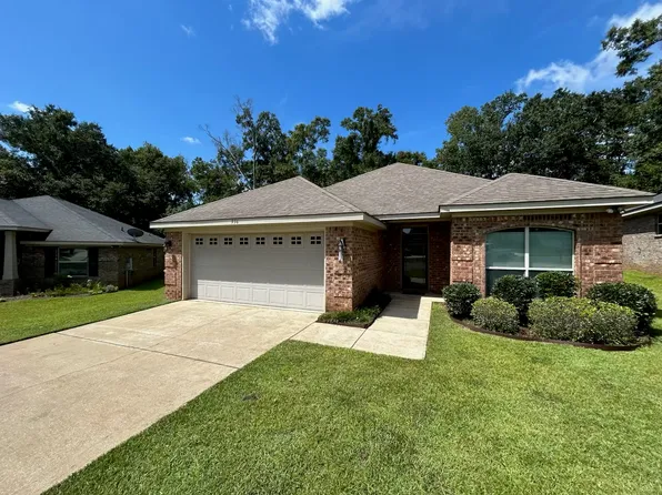 936 Parliament Ct, Mobile, AL 36695
