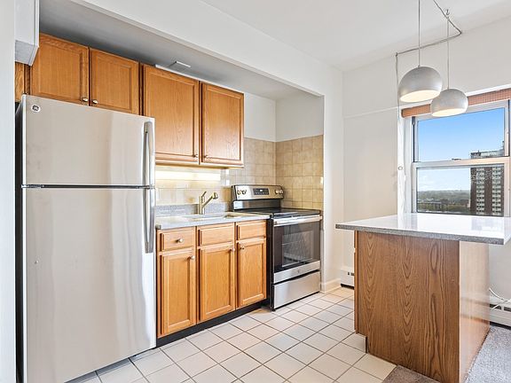 4th image of 4970 N Marine Dr APT 1526