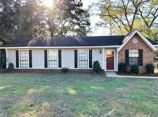 812 Bonneville Dr, Mobile, AL 36695
