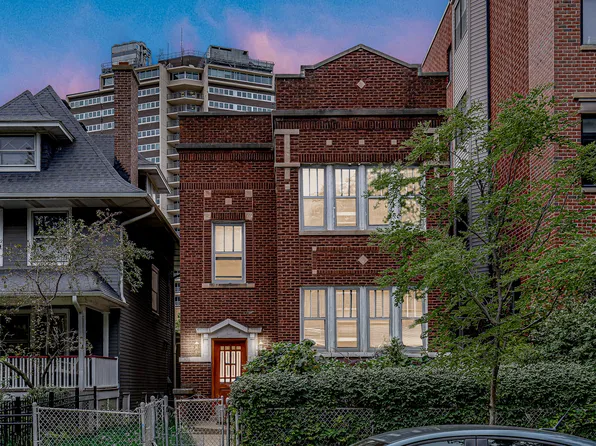 5814 N Winthrop Ave #2, Chicago, IL 60660