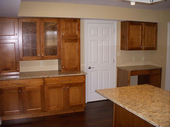 4th image of 1511 S County Road 525 E