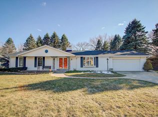 4623 W Ravine Ln, Brown Deer, WI 53223