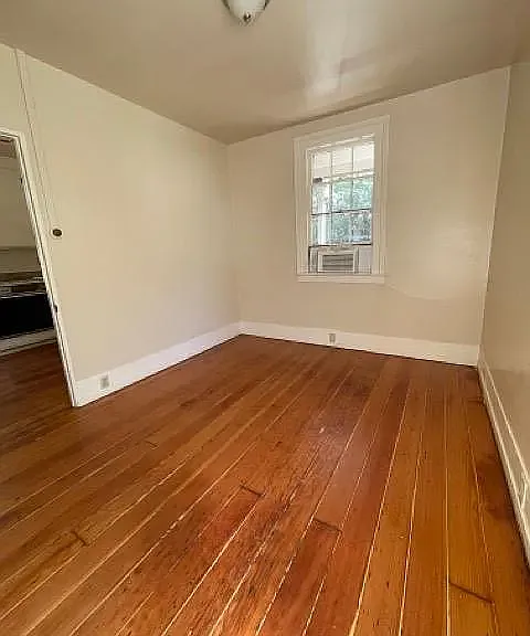 1230 Browns Aly — Photo 6