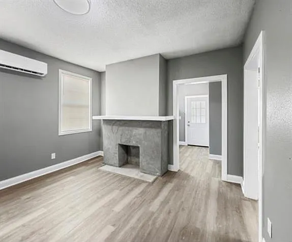 3711 Louisiana Avenue Pkwy — Photo 3