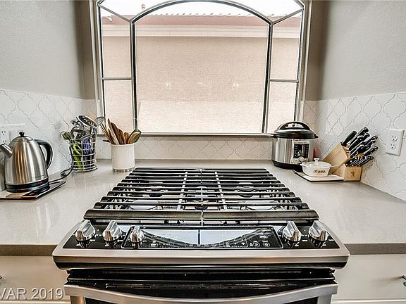 5th image of 9674 Paraiso Springs St