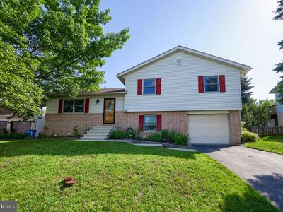 329 Sooner Ln, Blandon, PA, 19510