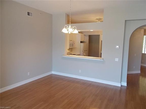 3rd image of 735 Bentwater Cir APT 102