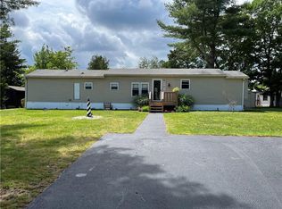 17 Milton Ln, Coventry, RI 02816