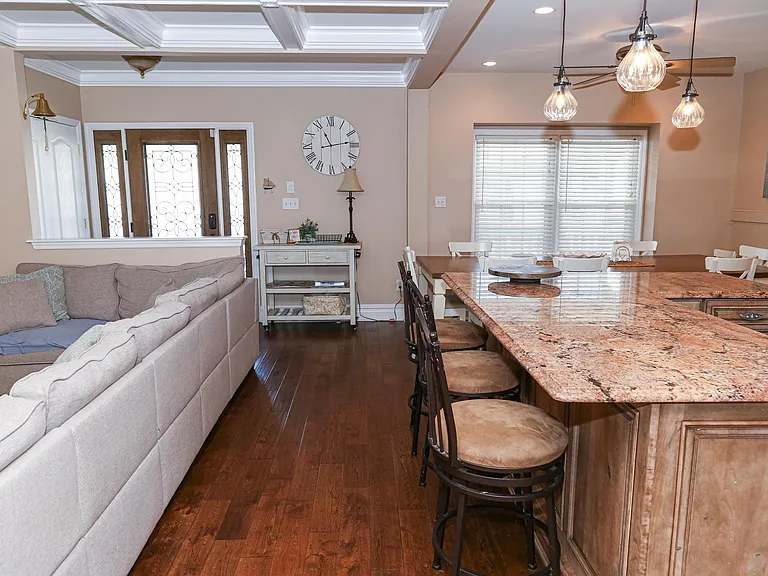 5216 Waterview Dr — Photo 53