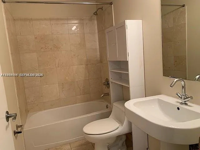 3330 NE 190th St #1018 — Photo 21