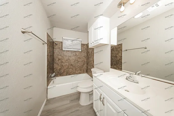 526 W Carson Dr — Photo 9