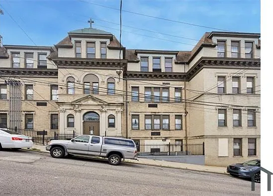 171 Grape St #G04 — Photo 2