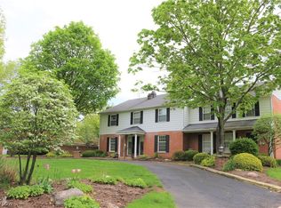 85-89 Menlo Park Dr, Akron, OH 44313