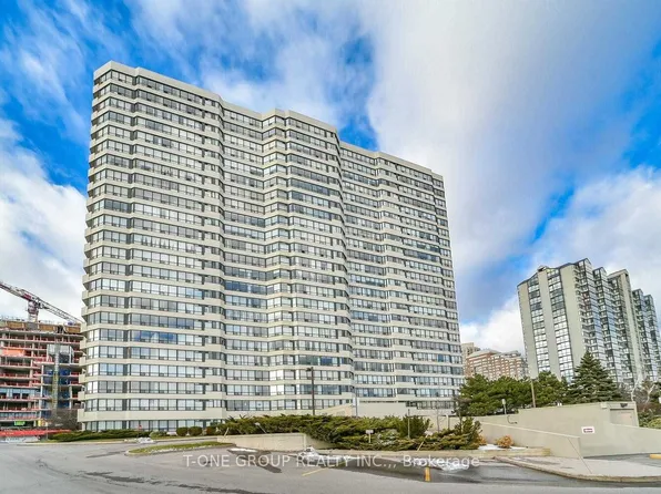 400 Webb Dr, Mississauga, ON