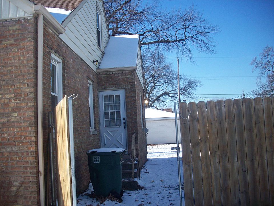 2nd image of 6846 Carolina Ave