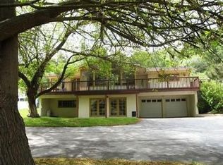 32 Harper Canyon Rd, Salinas, CA 93908