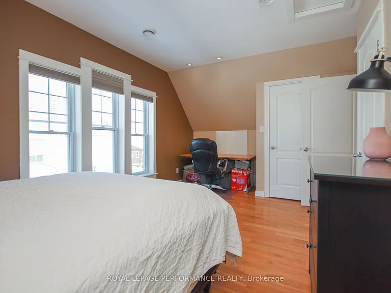 736 Cooper St E #3 — Photo 15