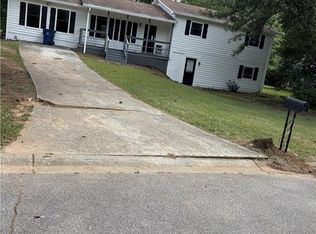 531 Carithers Rd, Lawrenceville, GA 30046