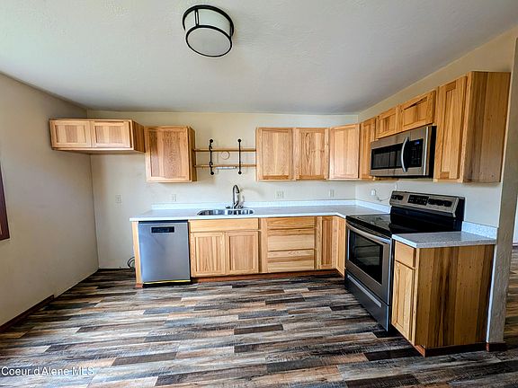 5th image of 217 N 17th St