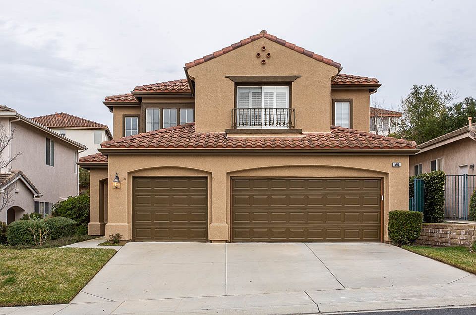 1st image of 590 Camino Del Sol