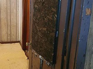 12260 Coal River Rd, Saint Albans, WV 25177