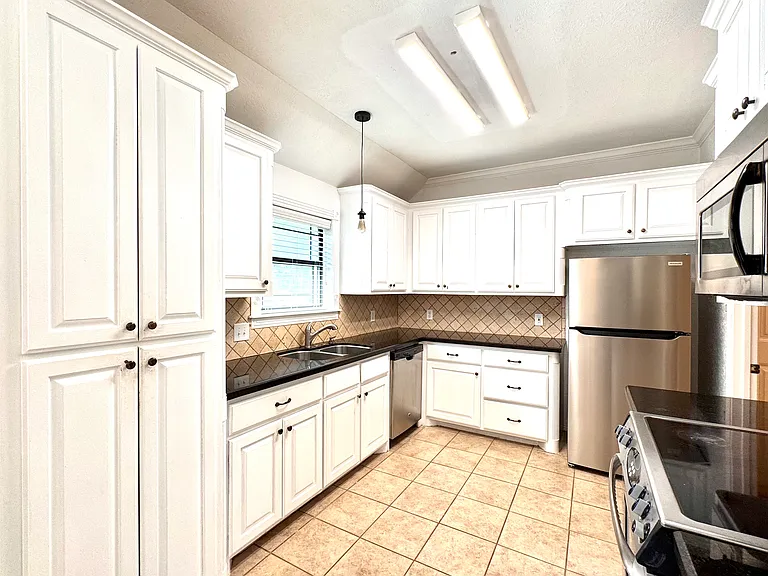 3807 Ransberg Ct — Photo 9