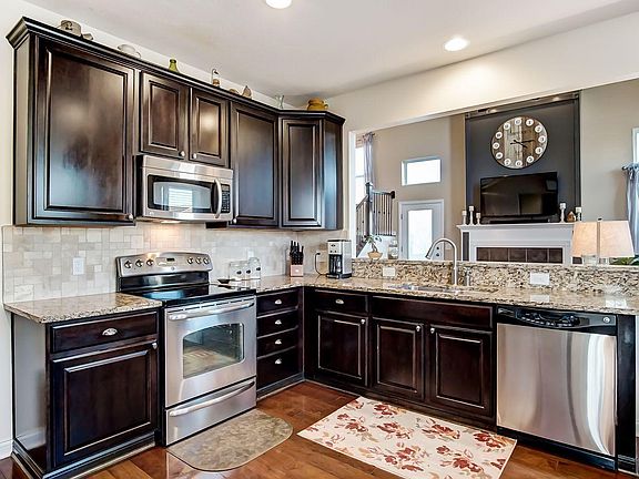 3rd image of 1438 Carnoustie Cir
