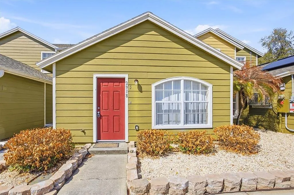 1 bed, 1.0 bath, 500 sqft, $1,000 — Photo 1