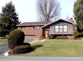 145 Wren Way S, Washington, PA