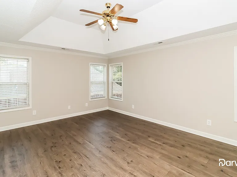 1747 Abbotsford Ct — Photo 8