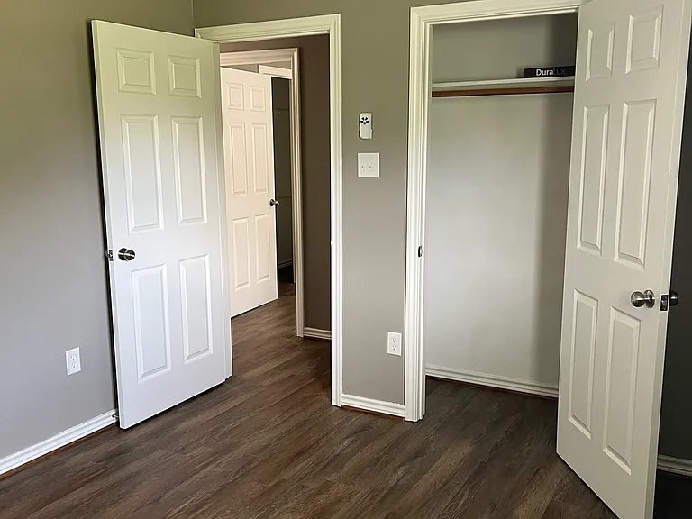 24001 Frontier Ln — Photo 5