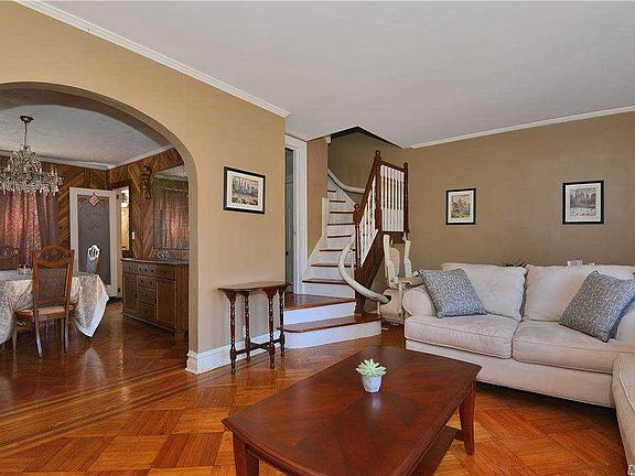 4th image of 114-35 200th St