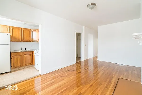 Rented by MNS | media 16