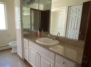 89 Lincoln Ave, Riverside, IL 60546