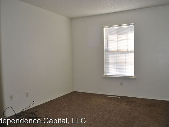 5th image of 2807 La Habra St APT A