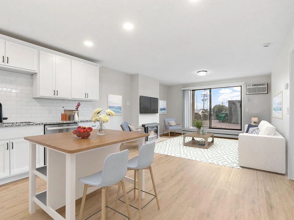 323 W 59th St #103