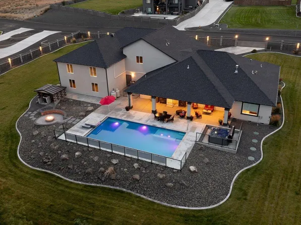 14805 S Ridge View Ln, Kennewick, WA 99338