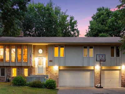2860 Torchwood Dr, New Brighton, MN, 55112