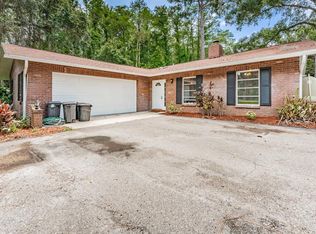 10261 Lakeview Dr, New Port Richey, FL 34654