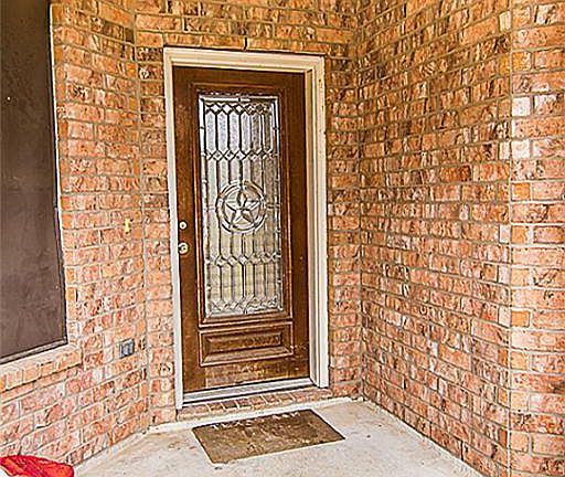 3rd image of 33003 Greenfield Forest Dr