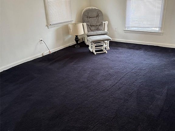 2nd image of 6851 Greenview Ave