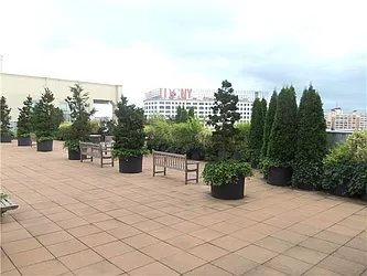 Sold by Avenue Sotheby's International Realty