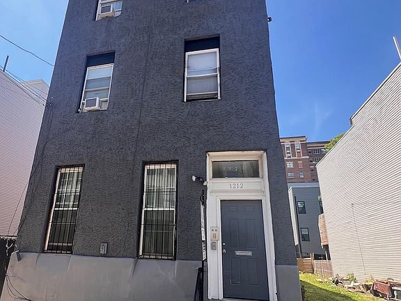 2nd image of 1212 N 7th St