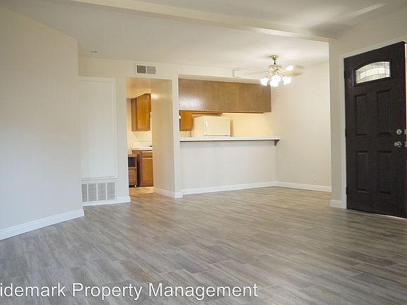 2nd image of 325 Coral Reef Dr Unit 19