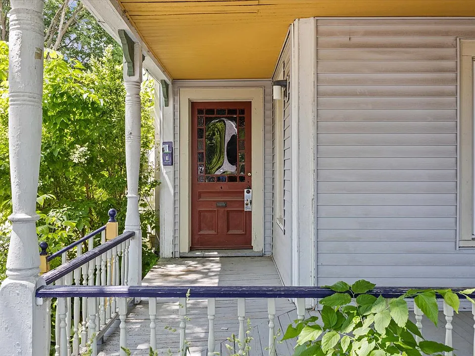 21 Hyde St #1