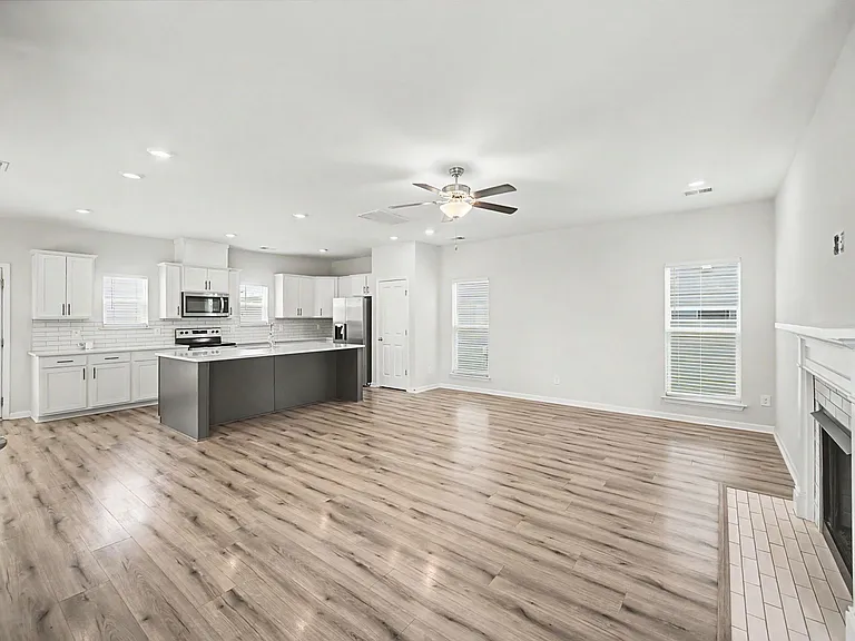 1036 Indigo Aly — Photo 3